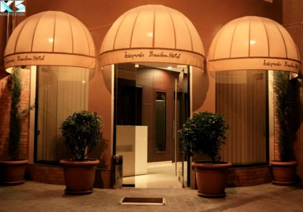Basilon Hotel 第比利斯